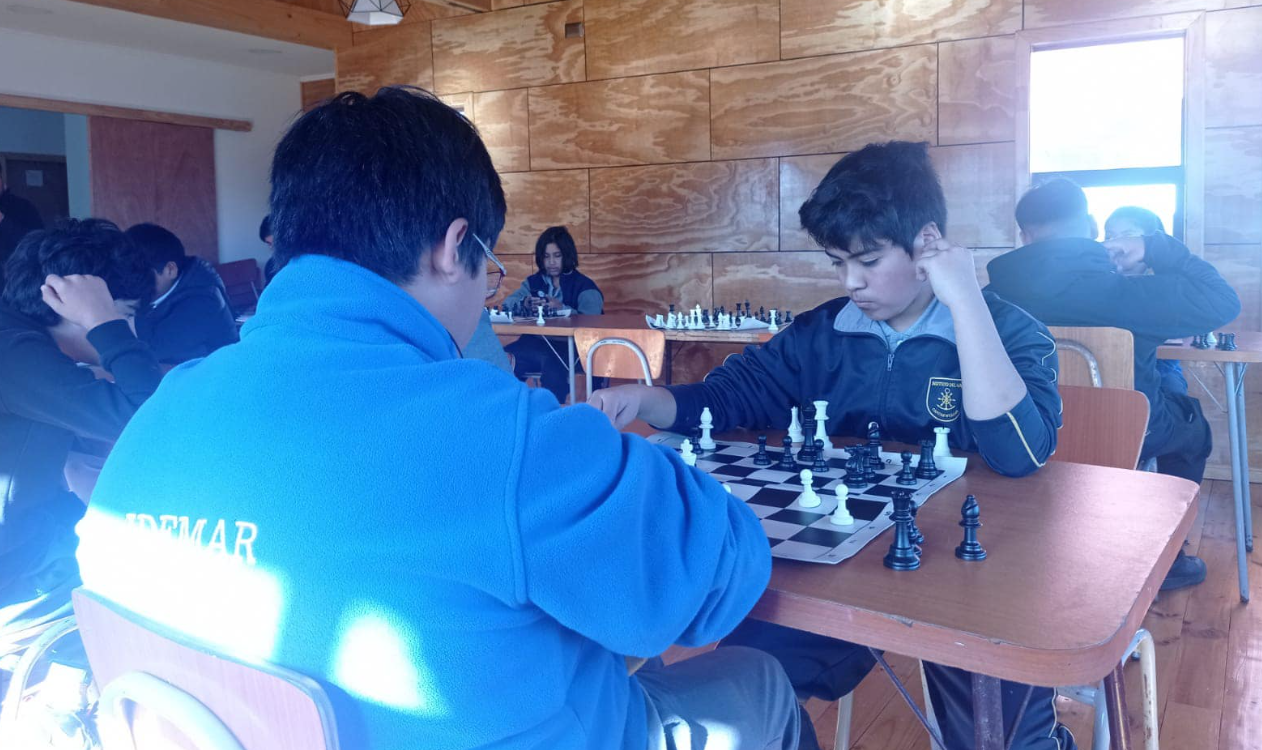 Encuentro de Ajedrez Comunal, en el marco de Juegos Deportivos Nacionales Escolares Sub 14 2023 .